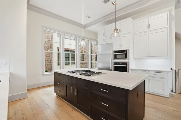 $4,500 | 19 Robita Street, Houston, TX 77019