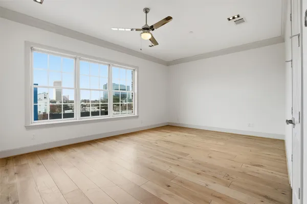 $4,500 | 19 Robita Street, Houston, TX 77019