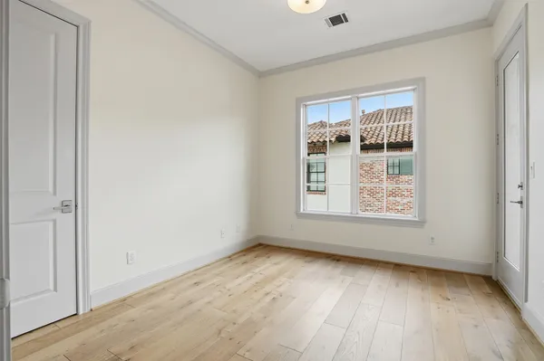 $4,500 | 19 Robita Street, Houston, TX 77019