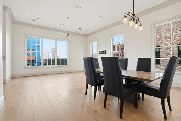 $4,500 | 19 Robita Street, Houston, TX 77019