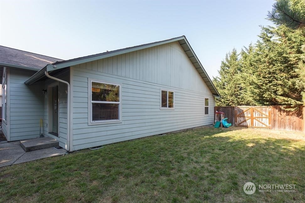 310 Choice Loop Sequim, WA 98382 - Photo 8 of 38 Gallery Image 8