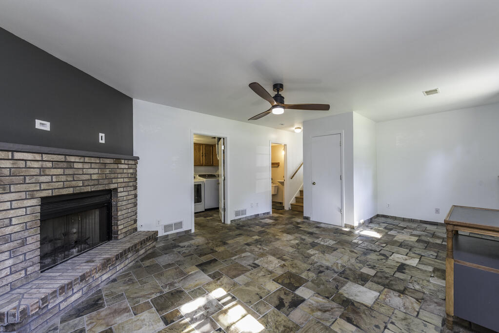 11211 8th Avenue Pleasant Prairie, WI 53158 - Photo 14 of 35 DSC_6643