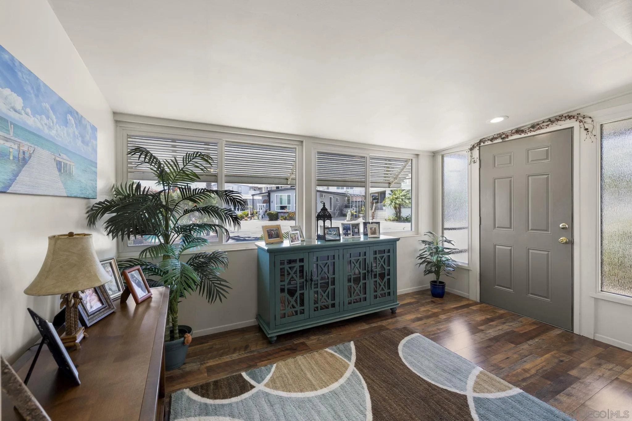 116 Havenview Lane Oceanside, CA 92056 - Photo 13 of 47 a room with furniture and a window