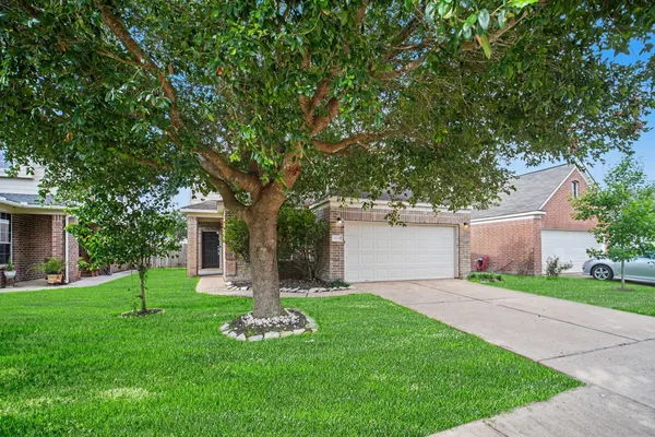 $294,900 | 18519 Alemarble Oak Street, Cypress, TX 77429