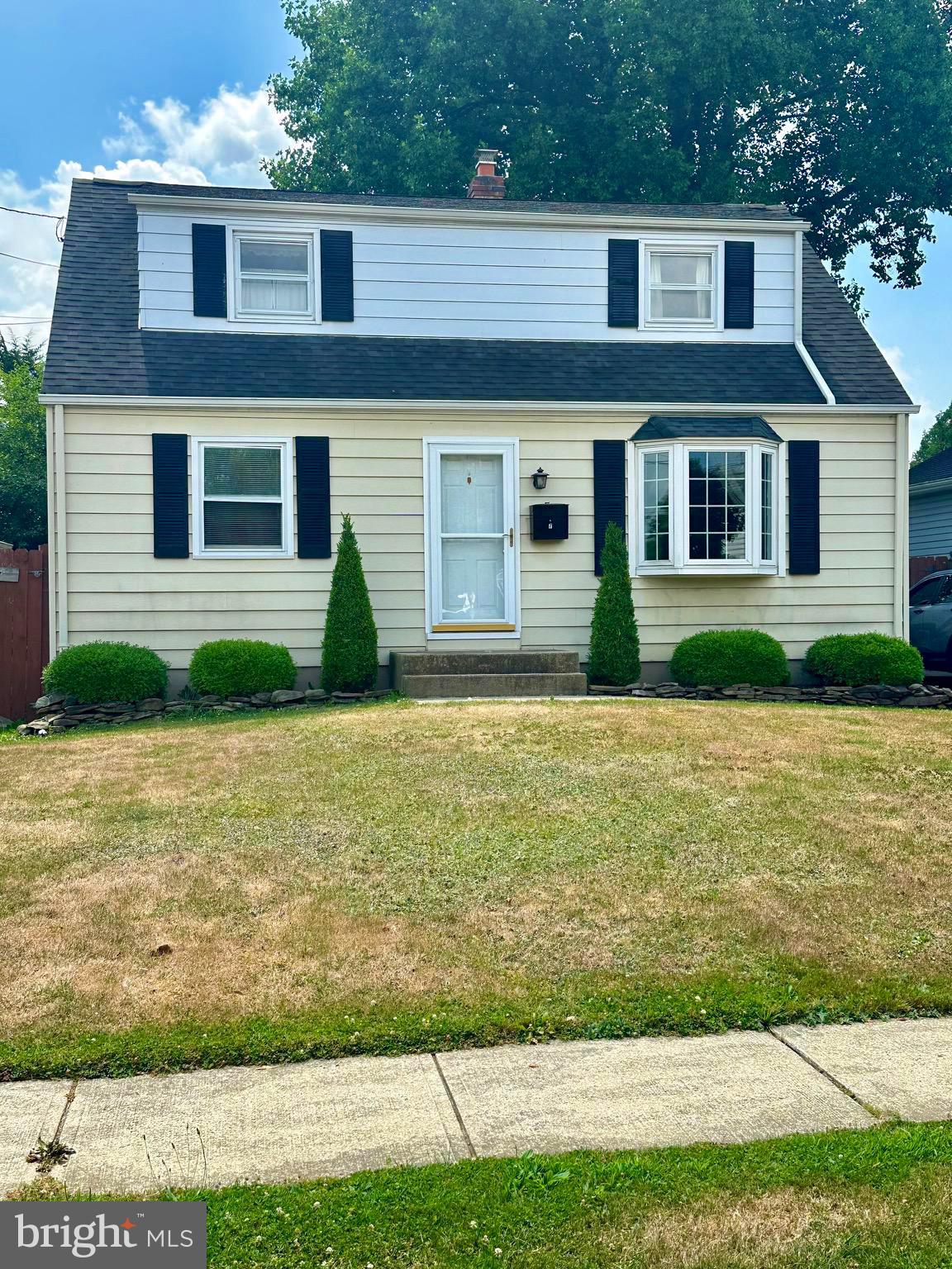 7 Petty Ridge Road Hamilton, NJ 08620 - Photo 3 of 53