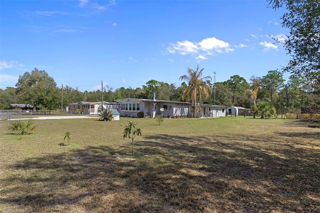 2901 South Pine Ridge Avenue Homosassa, FL 34448 - Photo 9 of 58
