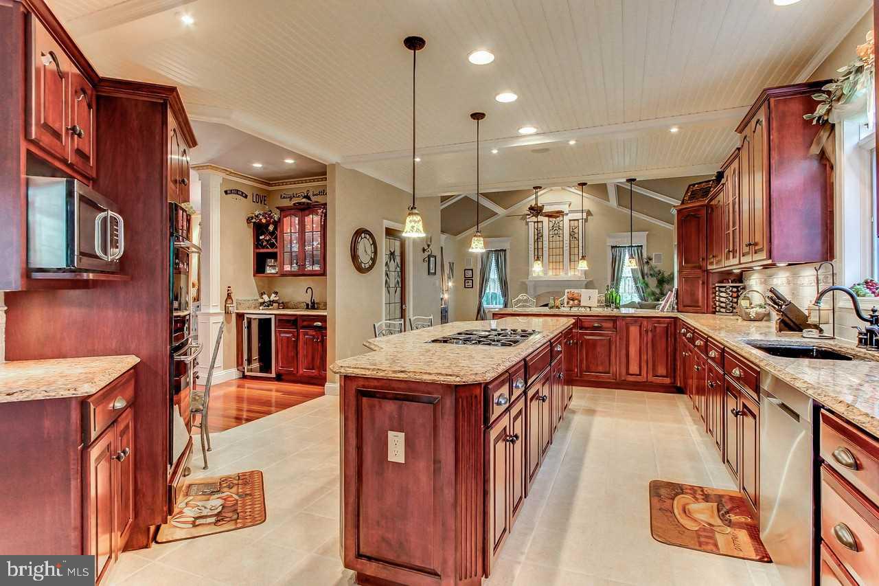 2250 Baker Road York, PA 17408 - Photo 10 of 67 Gallery Image 10