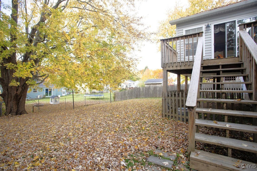 4286 Old Meadow Road Clay, NY 13041 - Photo 26 of 29