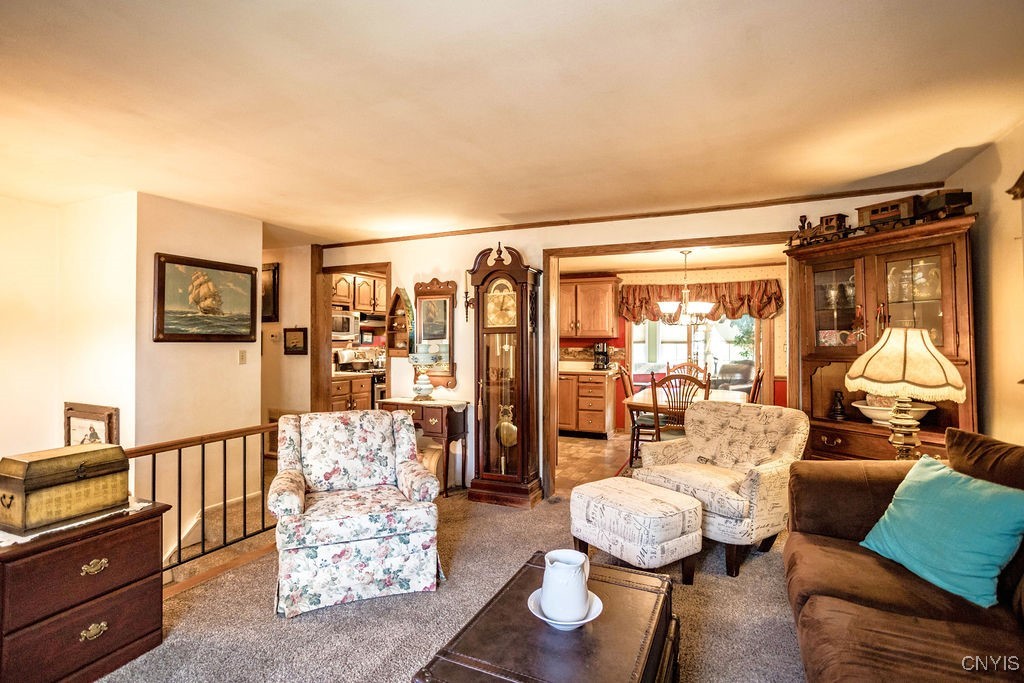 4286 Old Meadow Road Clay, NY 13041 - Photo 6 of 29