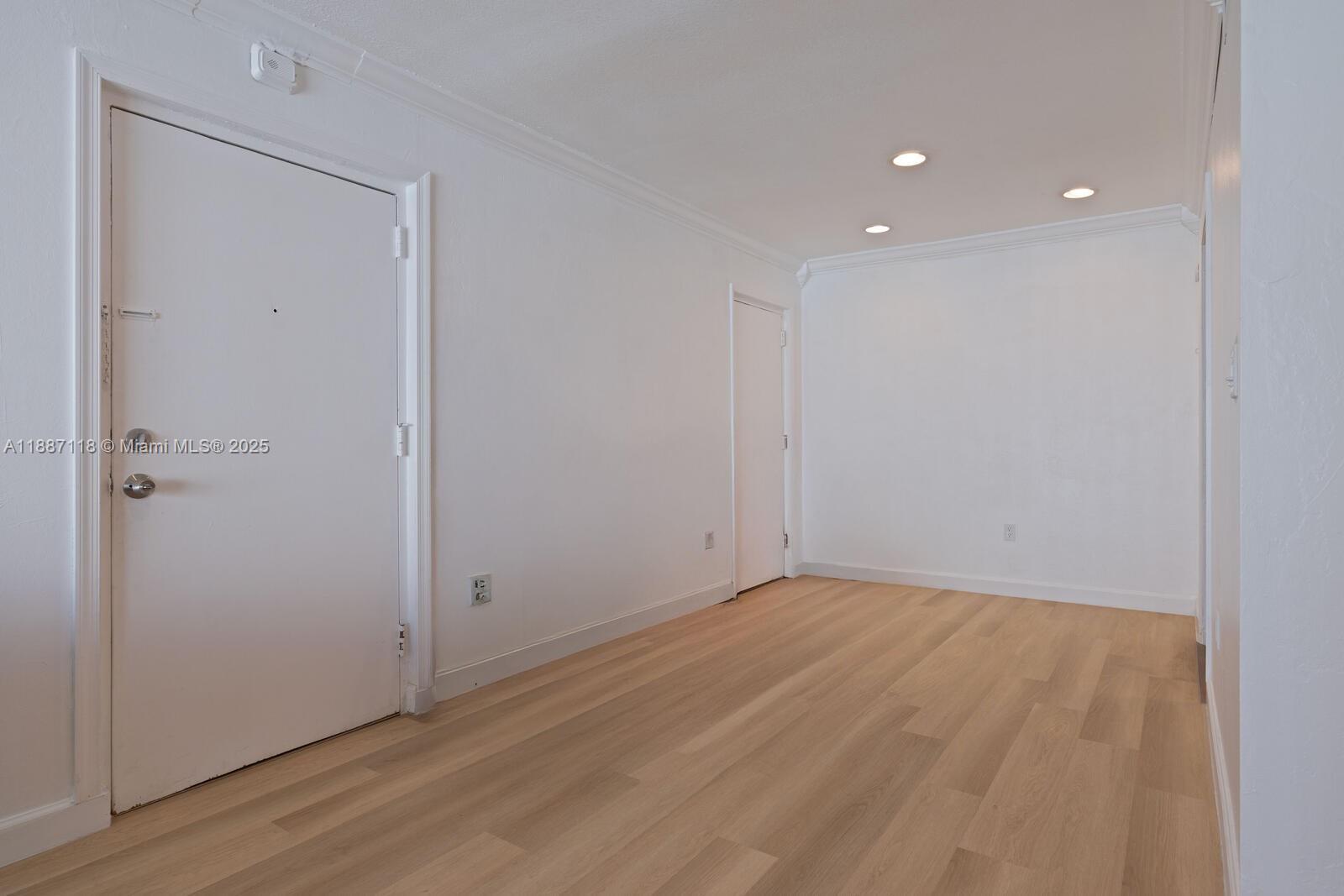 10816 North Kendall Drive, Unit R16 Miami, FL 33176 - Photo 3 of 12 a view of an empty room