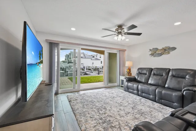 a view of a building and front view of a lake