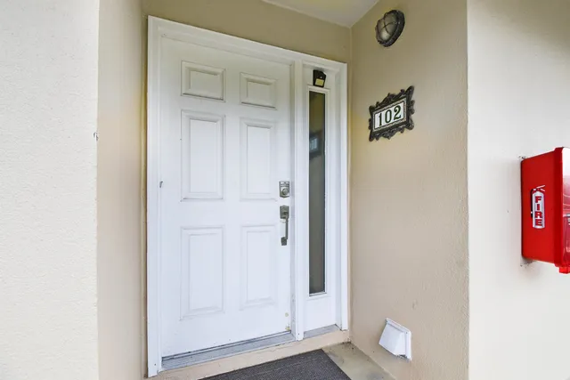 $3,300 | 120 Sunset Harbor Way, Unit 102, St. Augustine, FL 32080