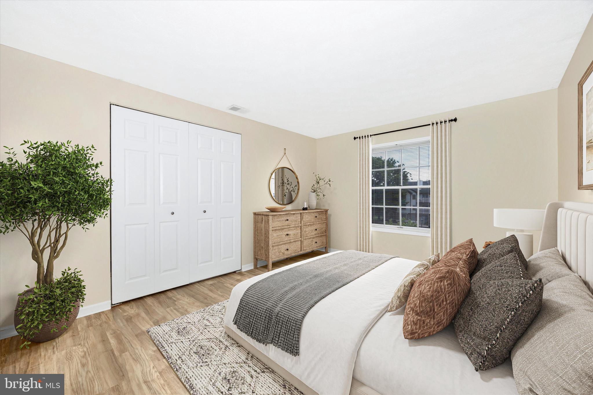 813 Stratford Way, Unit J Frederick, MD 21701 - Photo 16 of 25 Virtually staged second bedroom