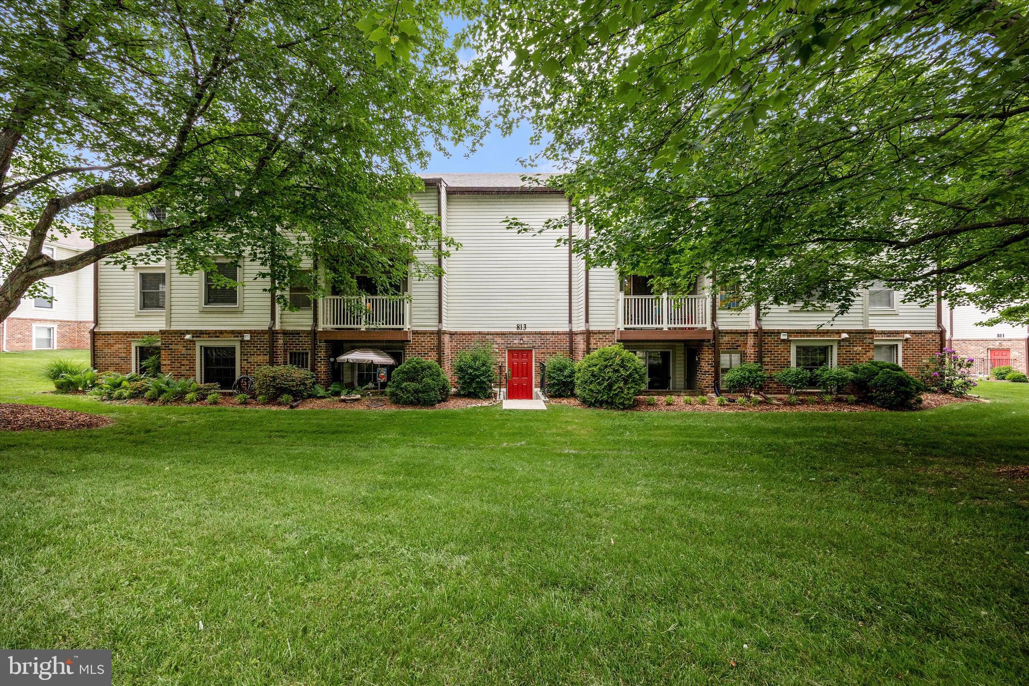 813 Stratford Way, Unit J Frederick, MD 21701 - Photo 21 of 25 Exterior back