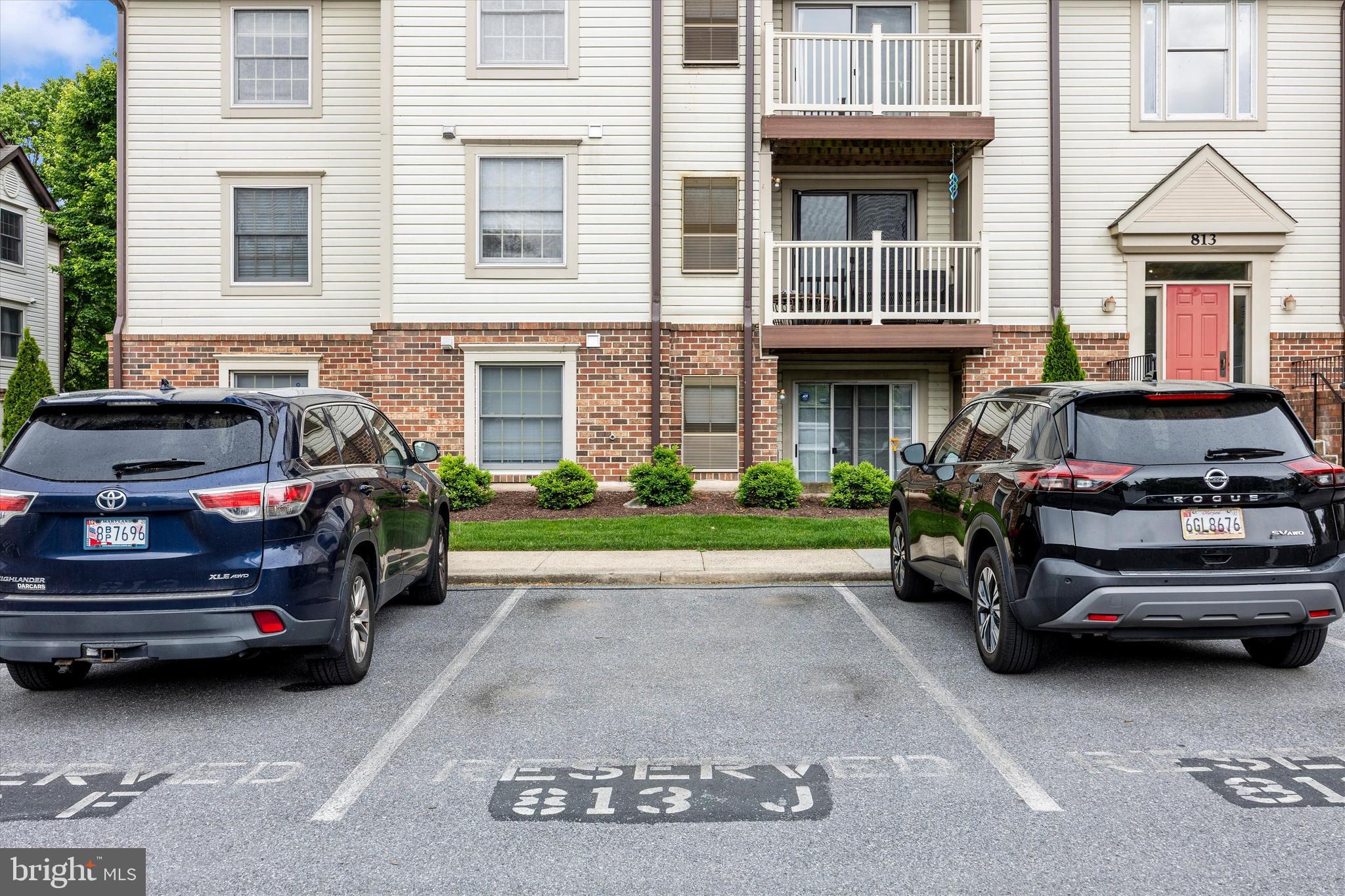 813 Stratford Way, Unit J Frederick, MD 21701 - Photo 22 of 25 Designated parking