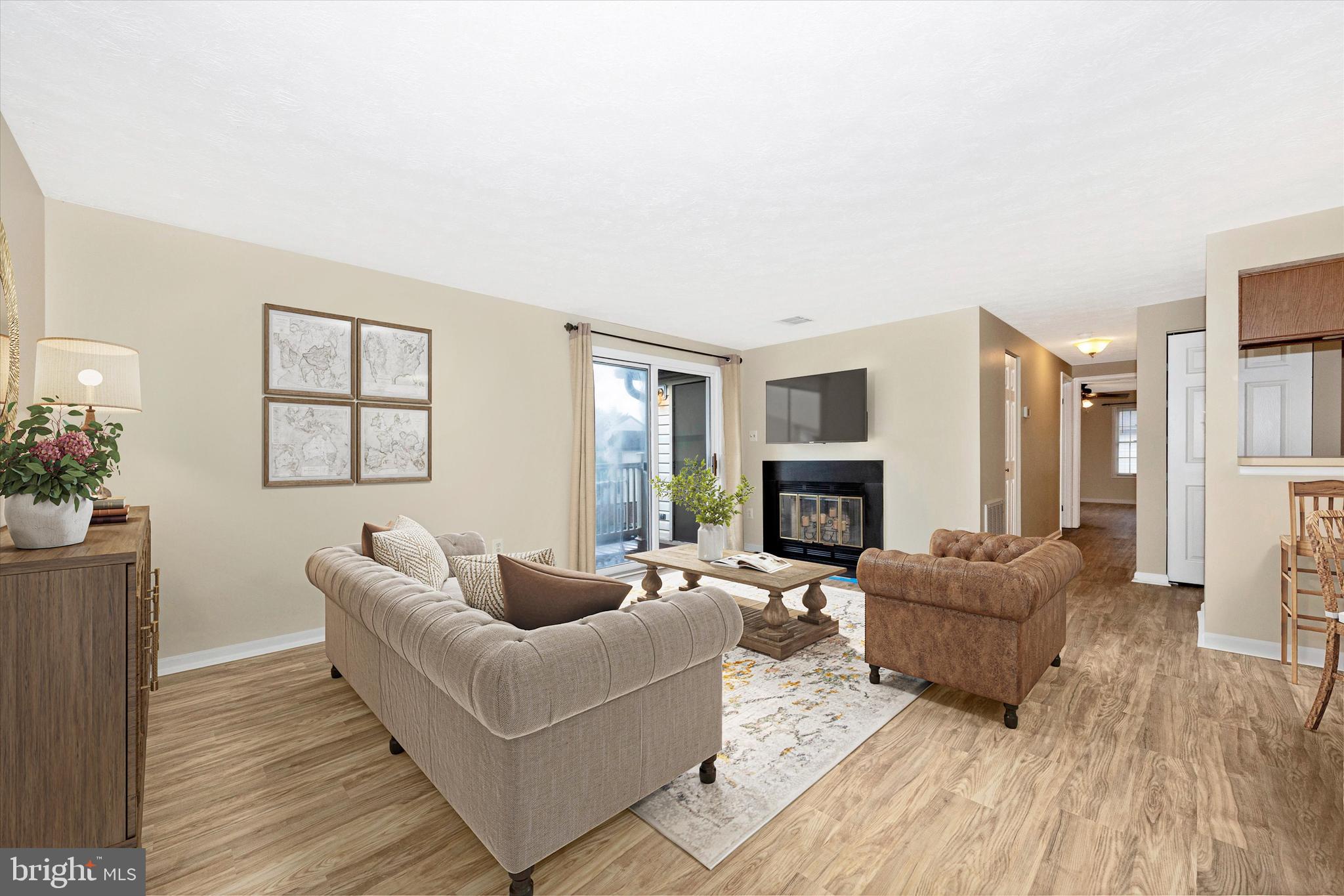 813 Stratford Way, Unit J Frederick, MD 21701 - Photo 5 of 25 Virtually staged living room