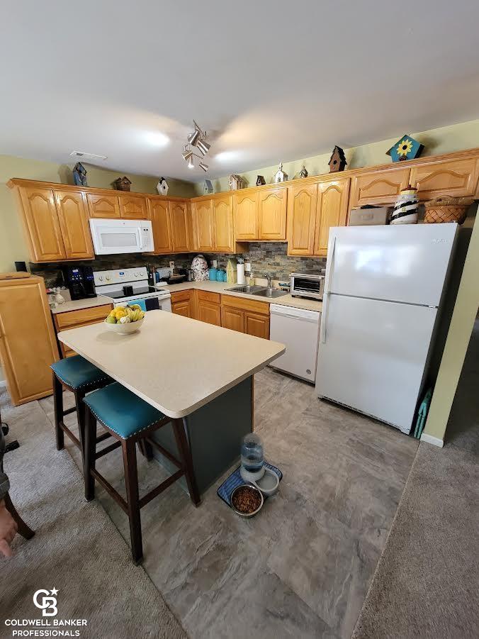 33560 Utica Road Fraser, MI 48026 - Photo 5 of 14 50100370-4.JPG