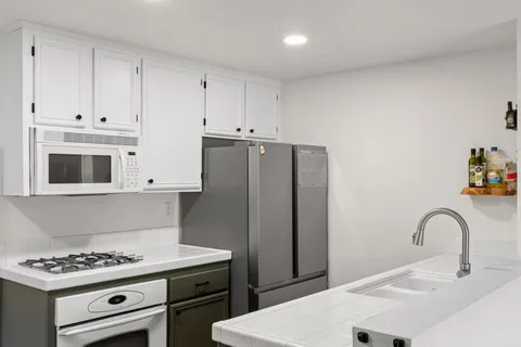 $385,000 | 9728 Marilla Drive, Unit 805, Lakeside, CA 92040