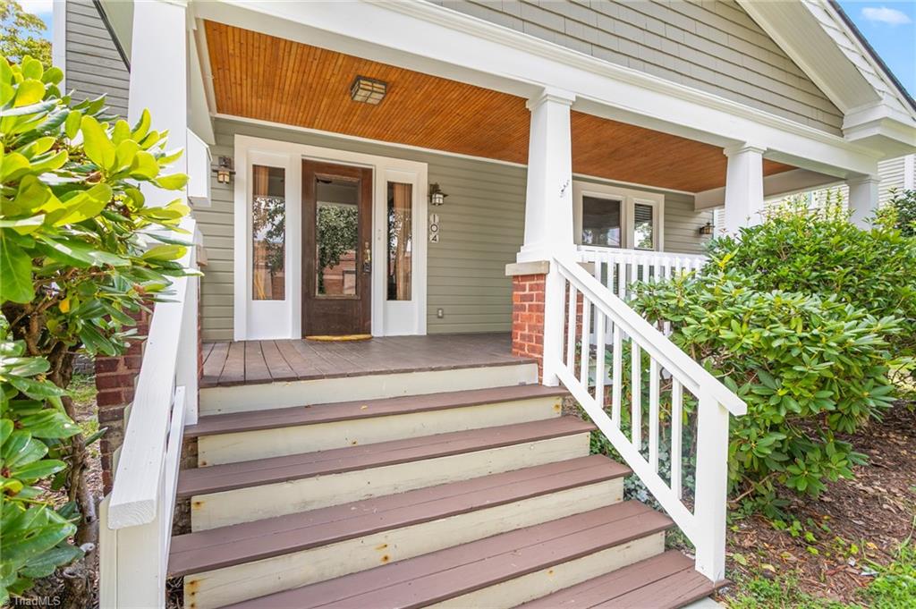 104 East Wilson Street Mebane, NC 27302 - Photo 4 of 49