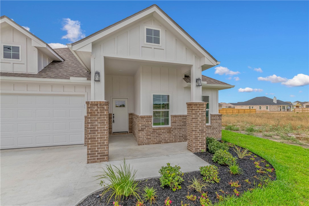 2811 Spector Drive Bryan, TX 77808 - Photo 2 of 23