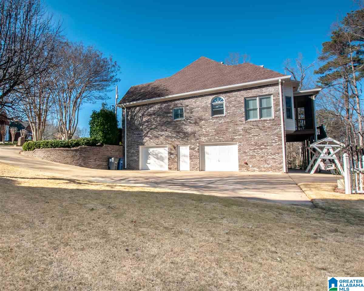 512 Ryding Circle Trussville, AL 35173 - Photo 6 of 41