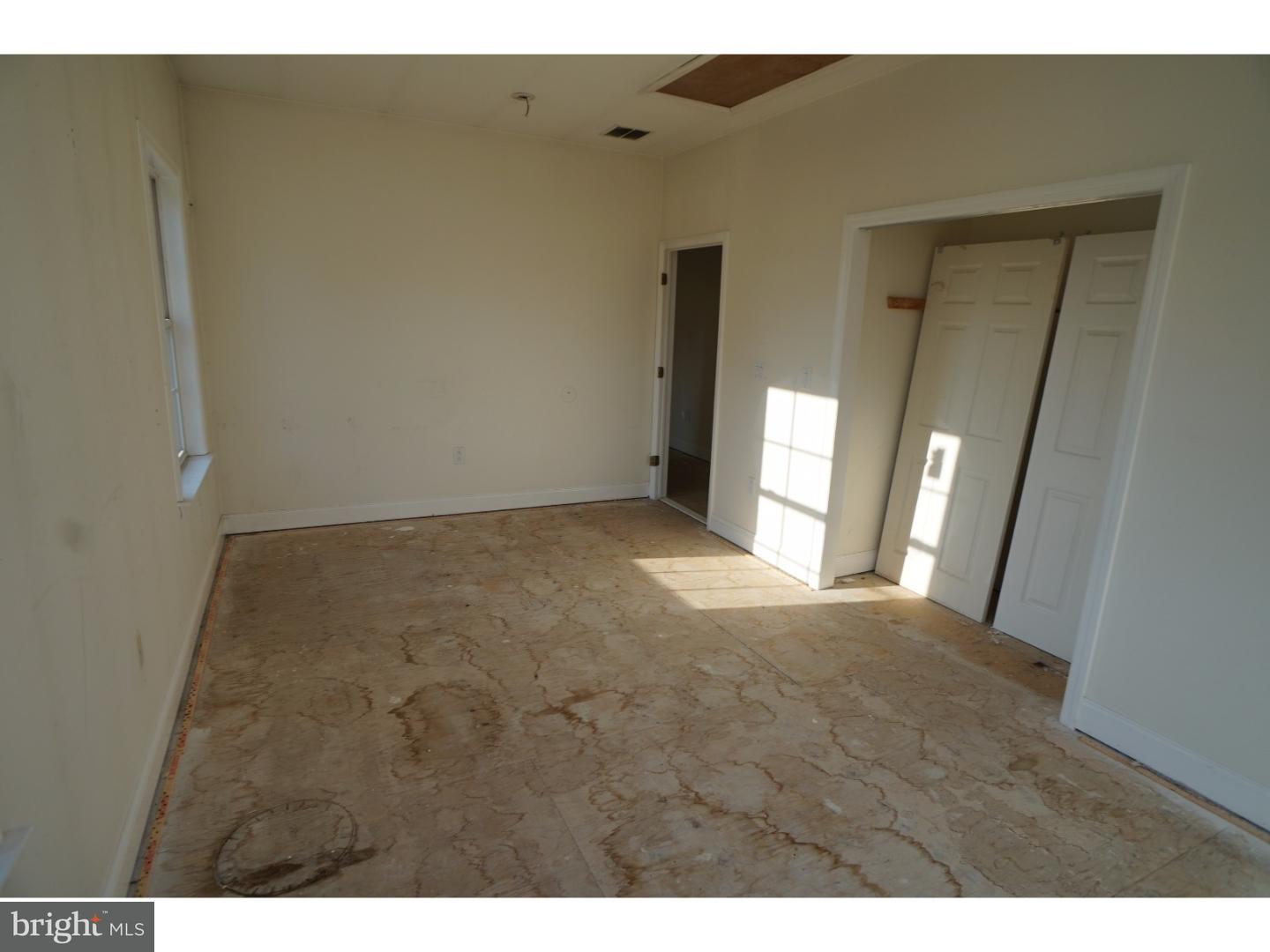 273 Glassboro Road Monroeville, NJ 08343 - Photo 11 of 16
