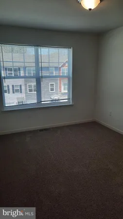 $2,025 | 712 Admiral's Quay Drive, Mechanicsburg, PA 17050