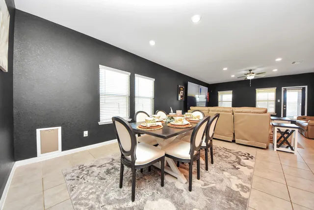 $415,000 | 930 Pismo Lane, Rosharon, TX 77583