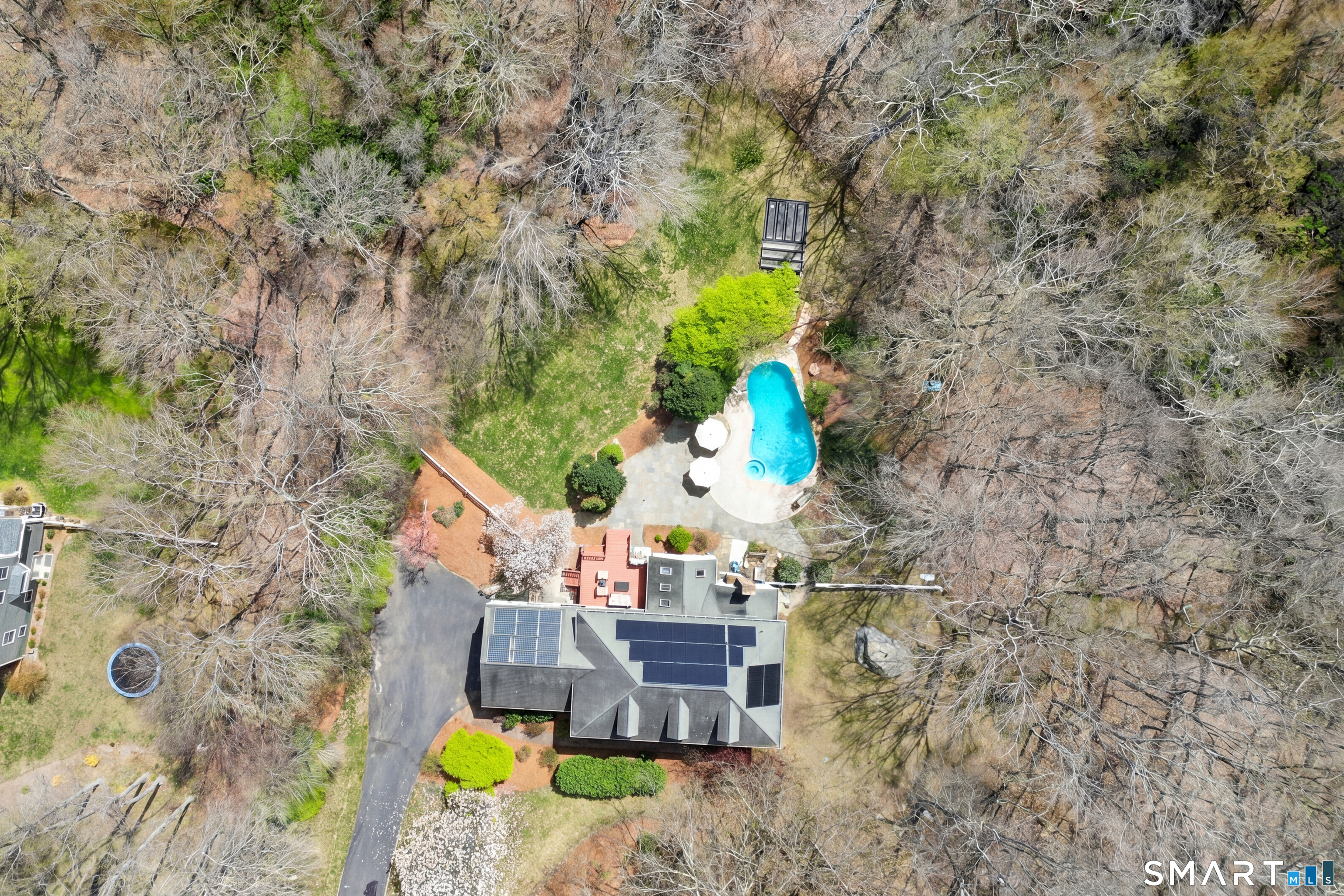 86 Quail Run Madison, CT 06443 - Photo 33 of 37 An aerial view of 86 Quail Run