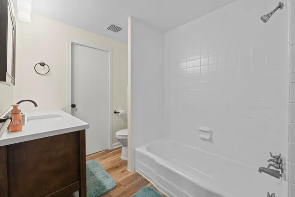 $125,000 | 1960 North Parkway Avenue, Unit 205, Memphis, TN 38112