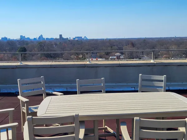 $125,000 | 1960 North Parkway Avenue, Unit 205, Memphis, TN 38112