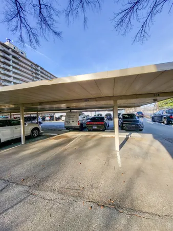 $125,000 | 1960 North Parkway Avenue, Unit 205, Memphis, TN 38112