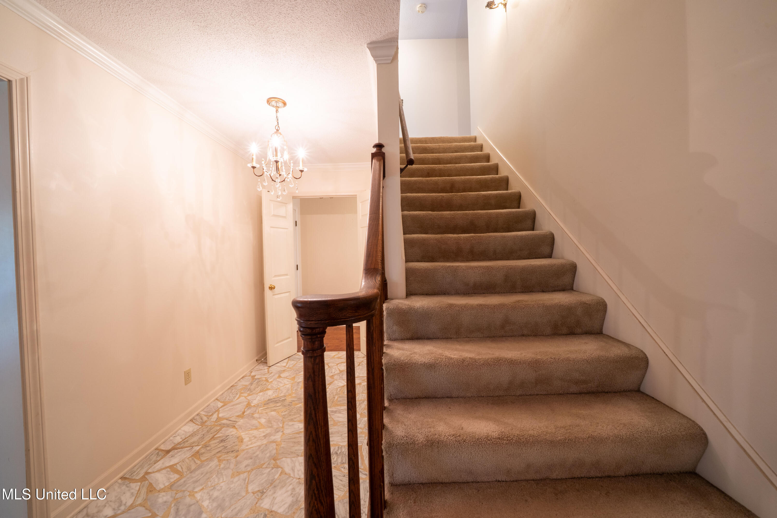 6333 Church Road Walls, MS 38680 - Photo 11 of 44 Front entry