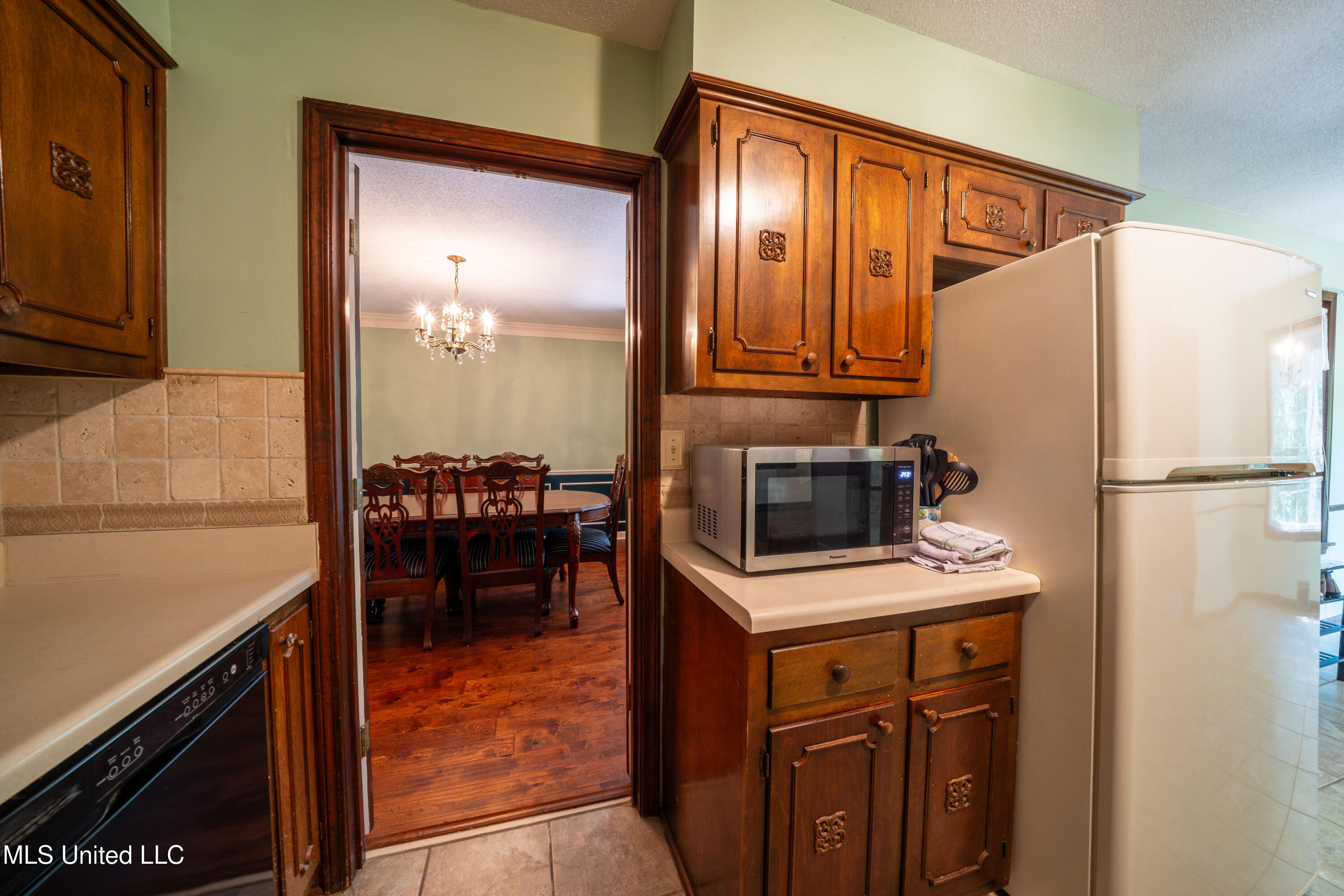 6333 Church Road Walls, MS 38680 - Photo 20 of 44 Kitchen
