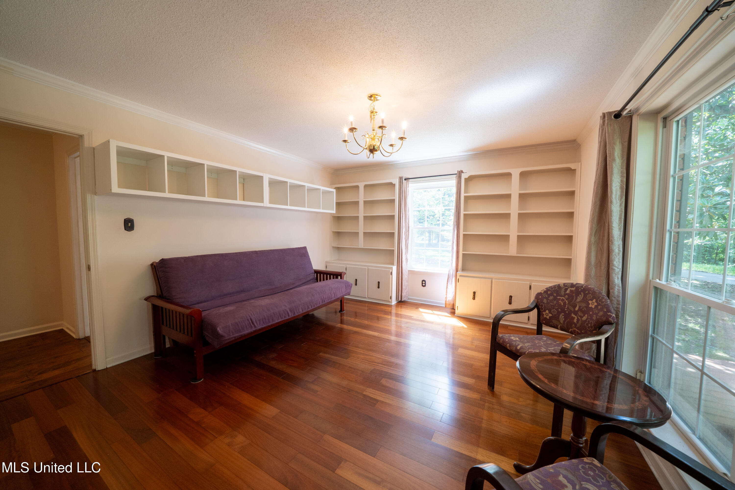6333 Church Road Walls, MS 38680 - Photo 28 of 44 Bedroom down w/built-ins