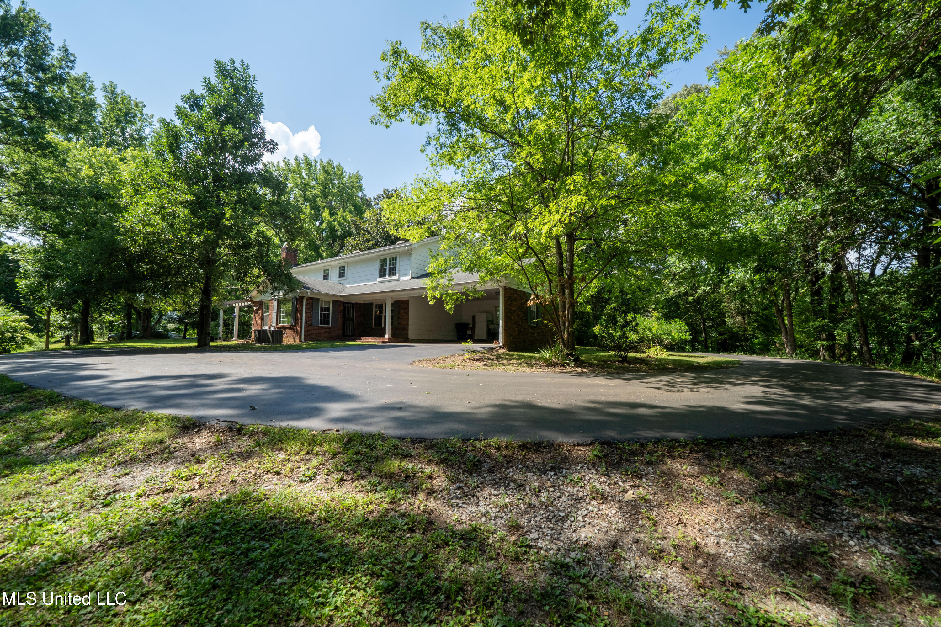6333 Church Road Walls, MS 38680 - Photo 39 of 44 Plenty of parking behind house!
