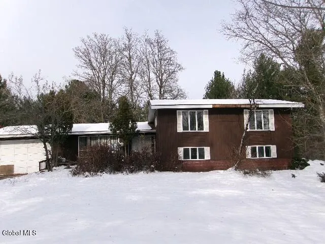 $279,900 | 1958 Putnam Road, Rotterdam, NY 12306