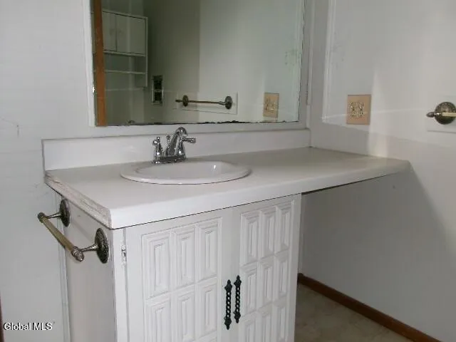 $279,900 | 1958 Putnam Road, Rotterdam, NY 12306