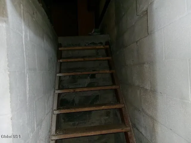 $279,900 | 1958 Putnam Road, Rotterdam, NY 12306