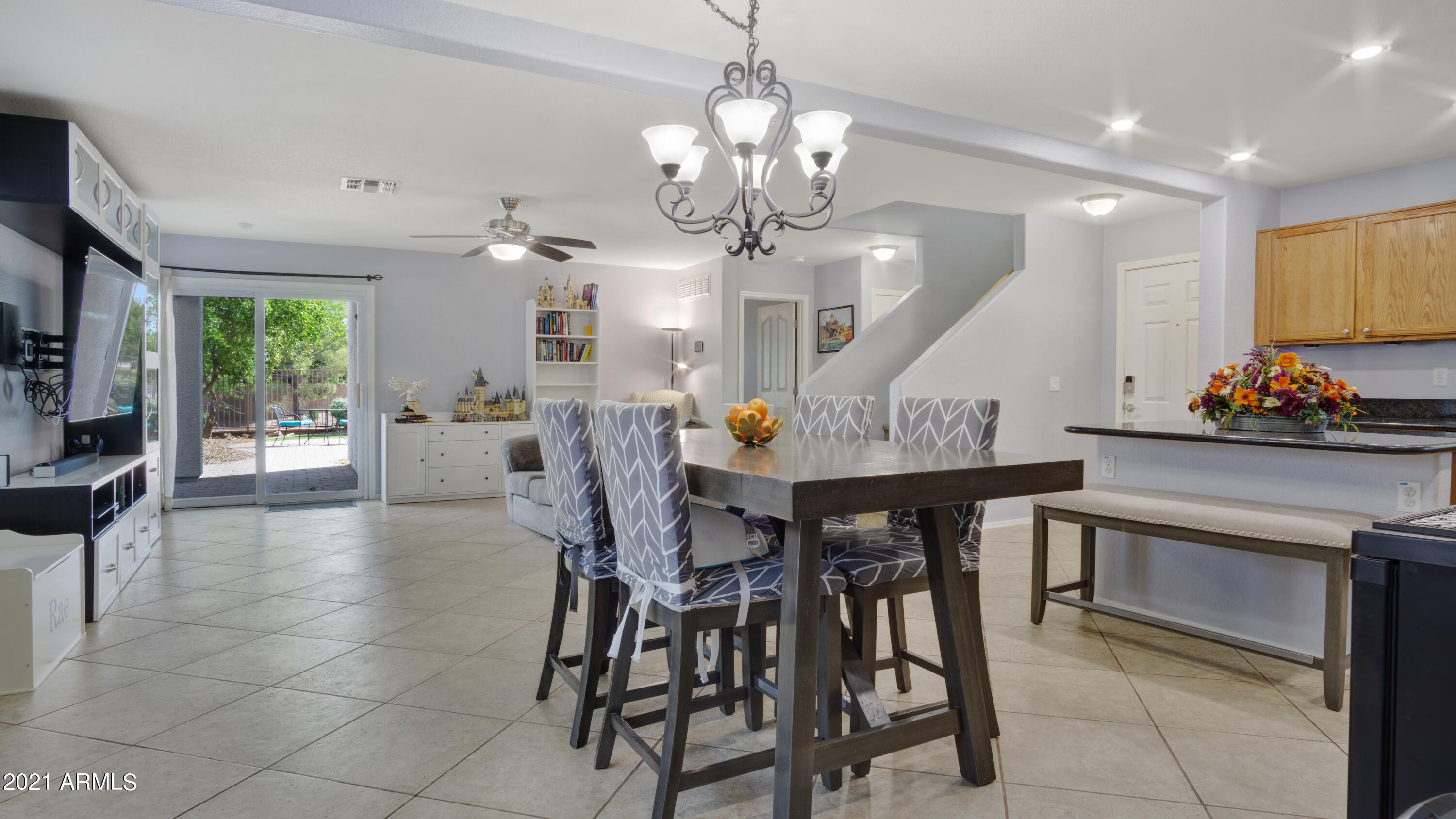2771 South Sailors Way Gilbert, AZ 85295 - Photo 14 of 38 Interior4
