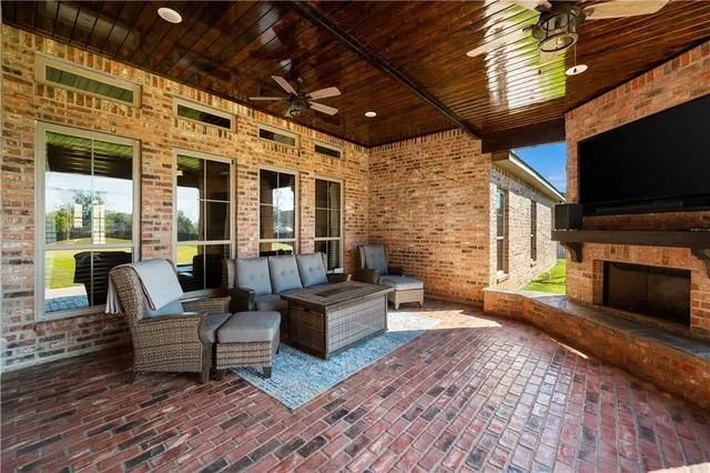 $749,000 | 123 Columns Drive, Alexandria, LA 71303