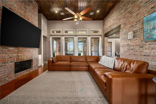 $749,000 | 123 Columns Drive, Alexandria, LA 71303