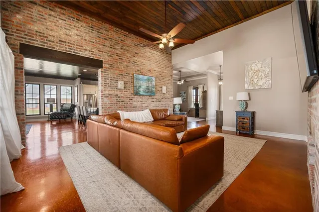 $749,000 | 123 Columns Drive, Alexandria, LA 71303