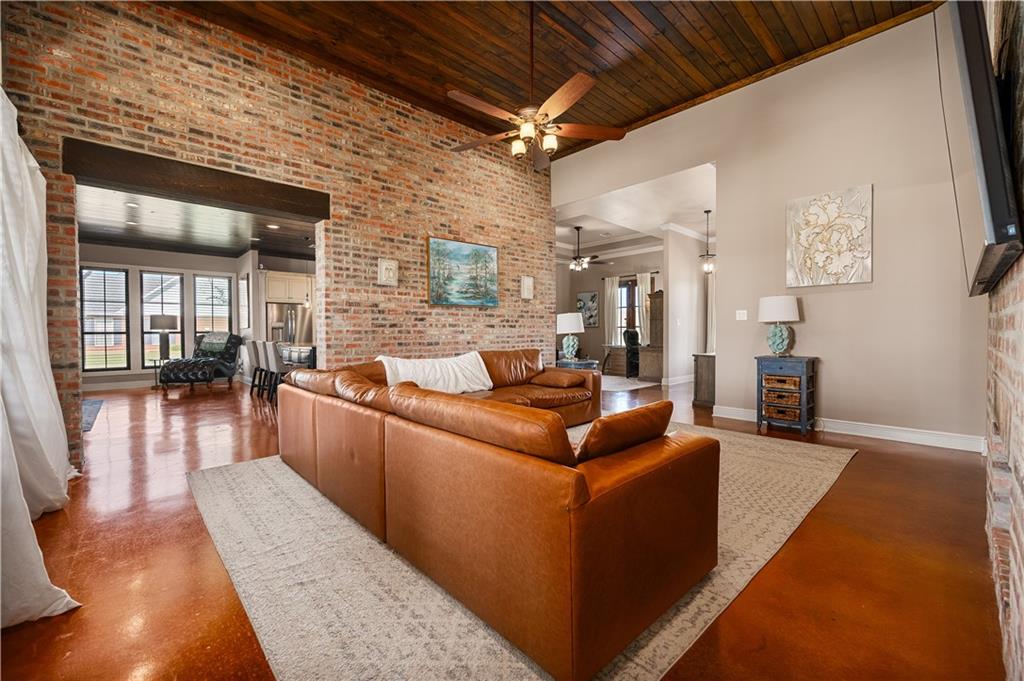 123 Columns Drive Alexandria, LA 71303 - Photo 8 of 45