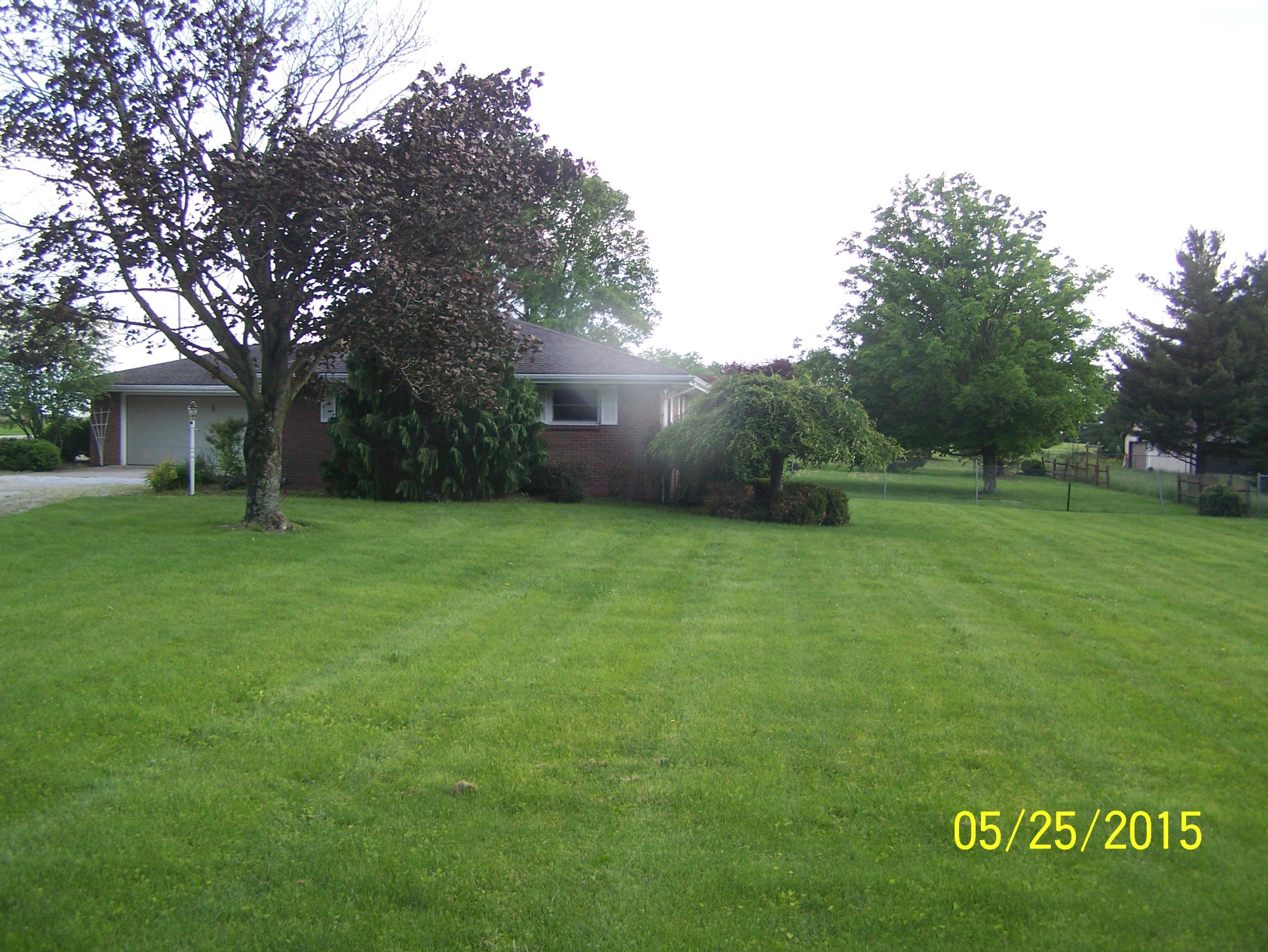 2075 Refugee Road Southwest Hebron, OH 43025 - Photo 3 of 28
