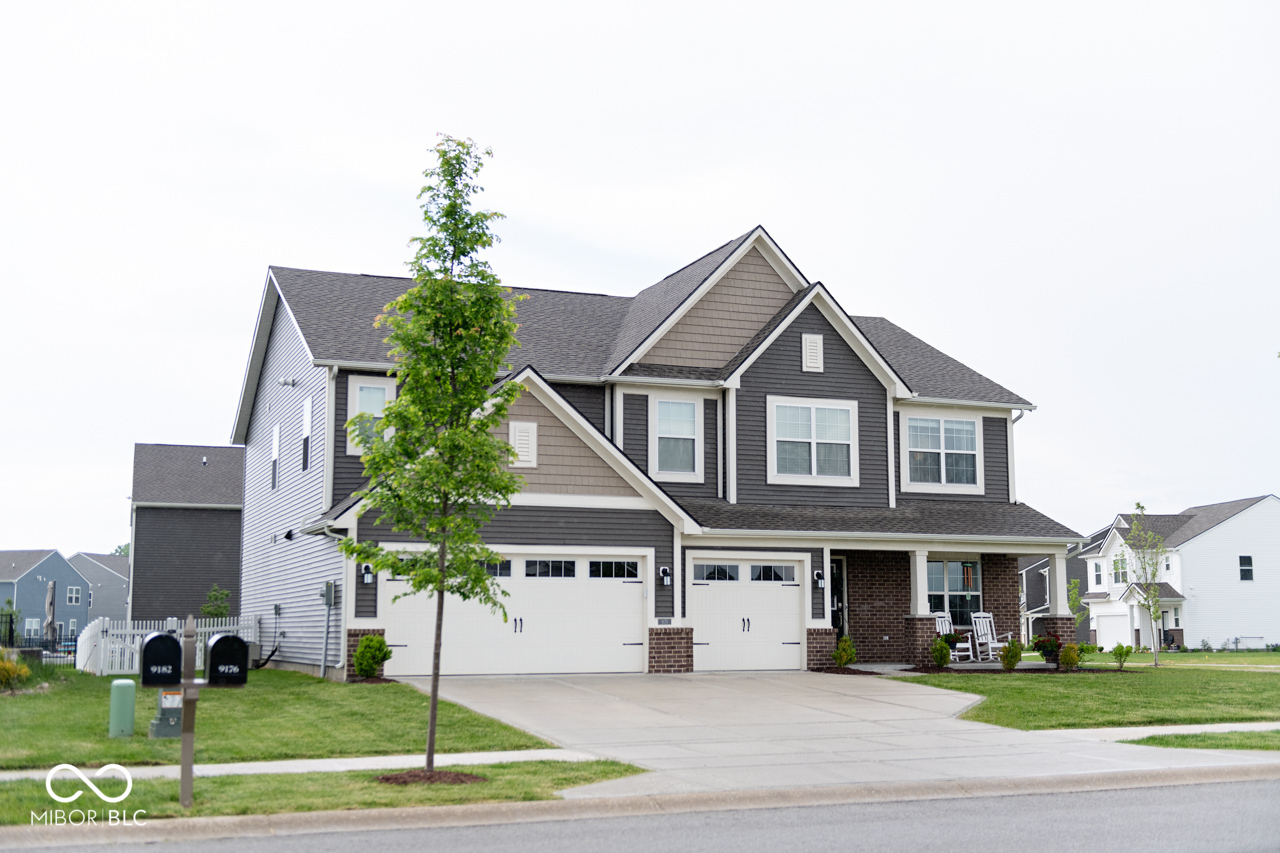 9176 Springbrook Drive Pendleton, IN 46064 - Photo 2 of 33