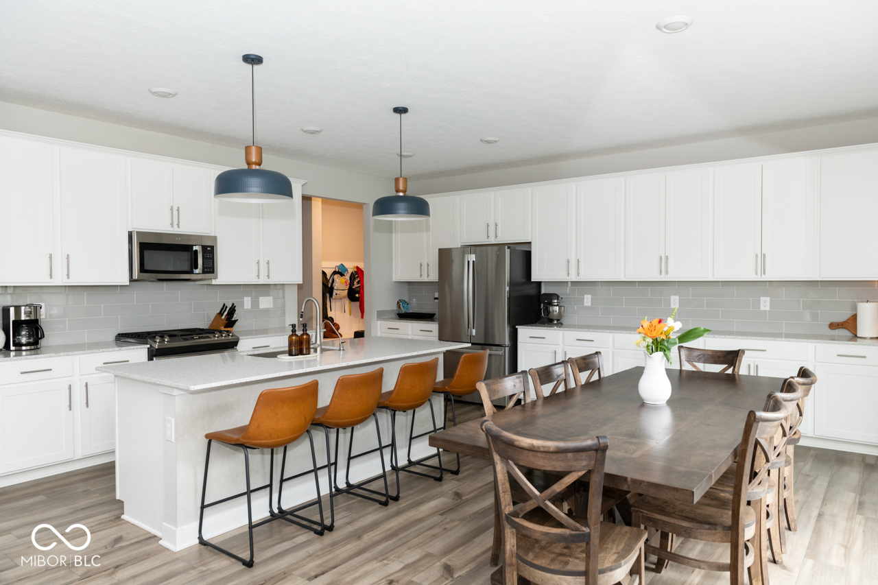 9176 Springbrook Drive Pendleton, IN 46064 - Photo 10 of 33