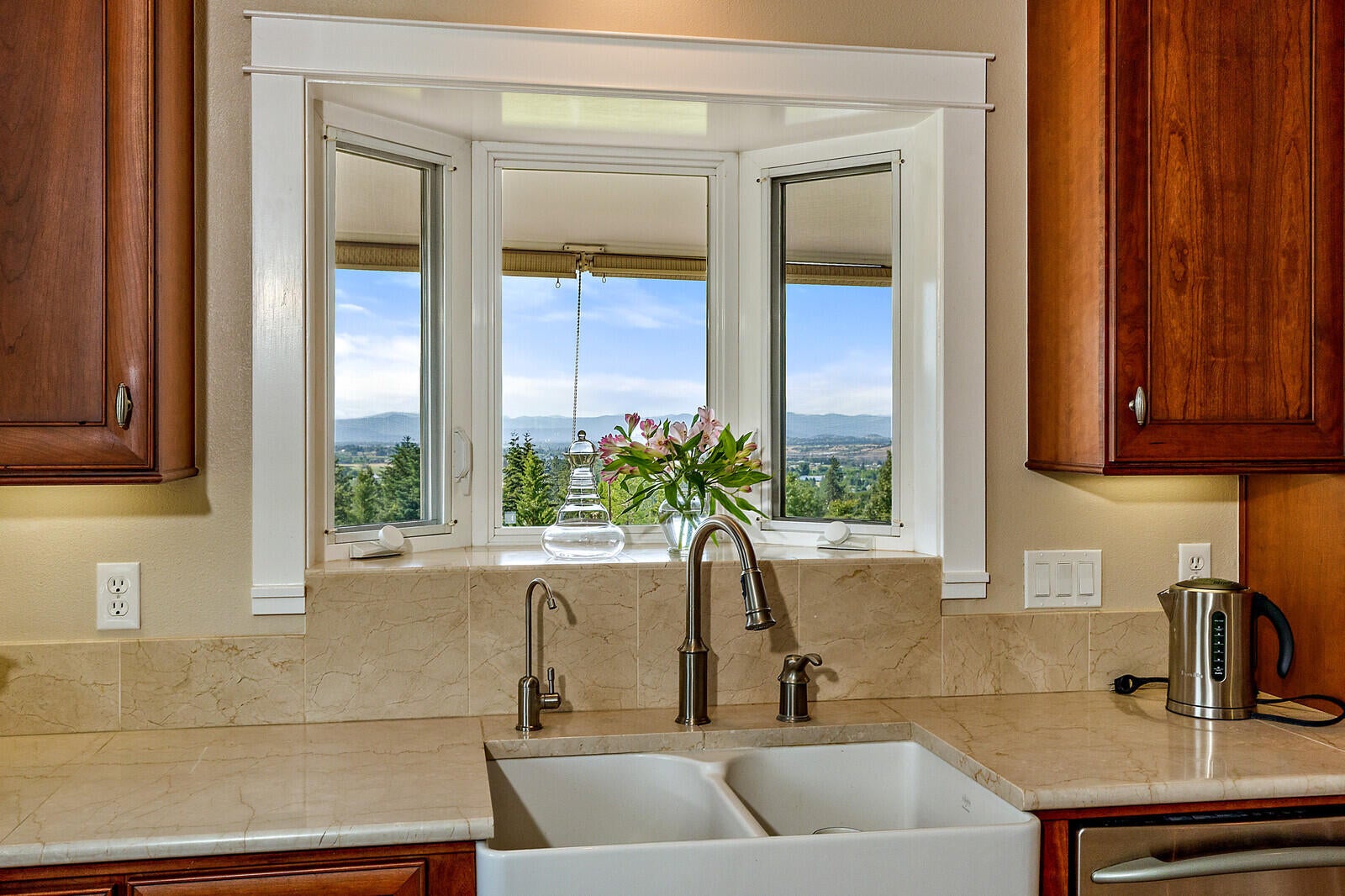 7654 Rapp Lane Talent, OR 97540 - Photo 8 of 87 53_RL_53_mls