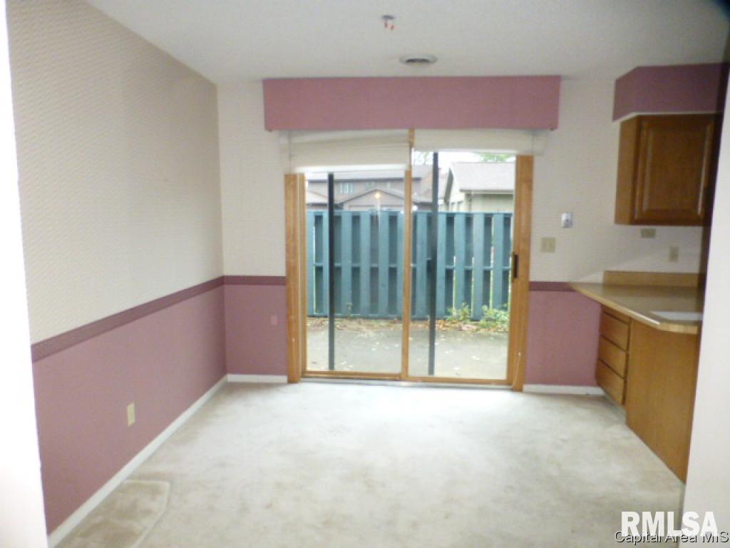 60 Brookside Place Springfield, IL 62704 - Photo 4 of 11 Gallery Image 4