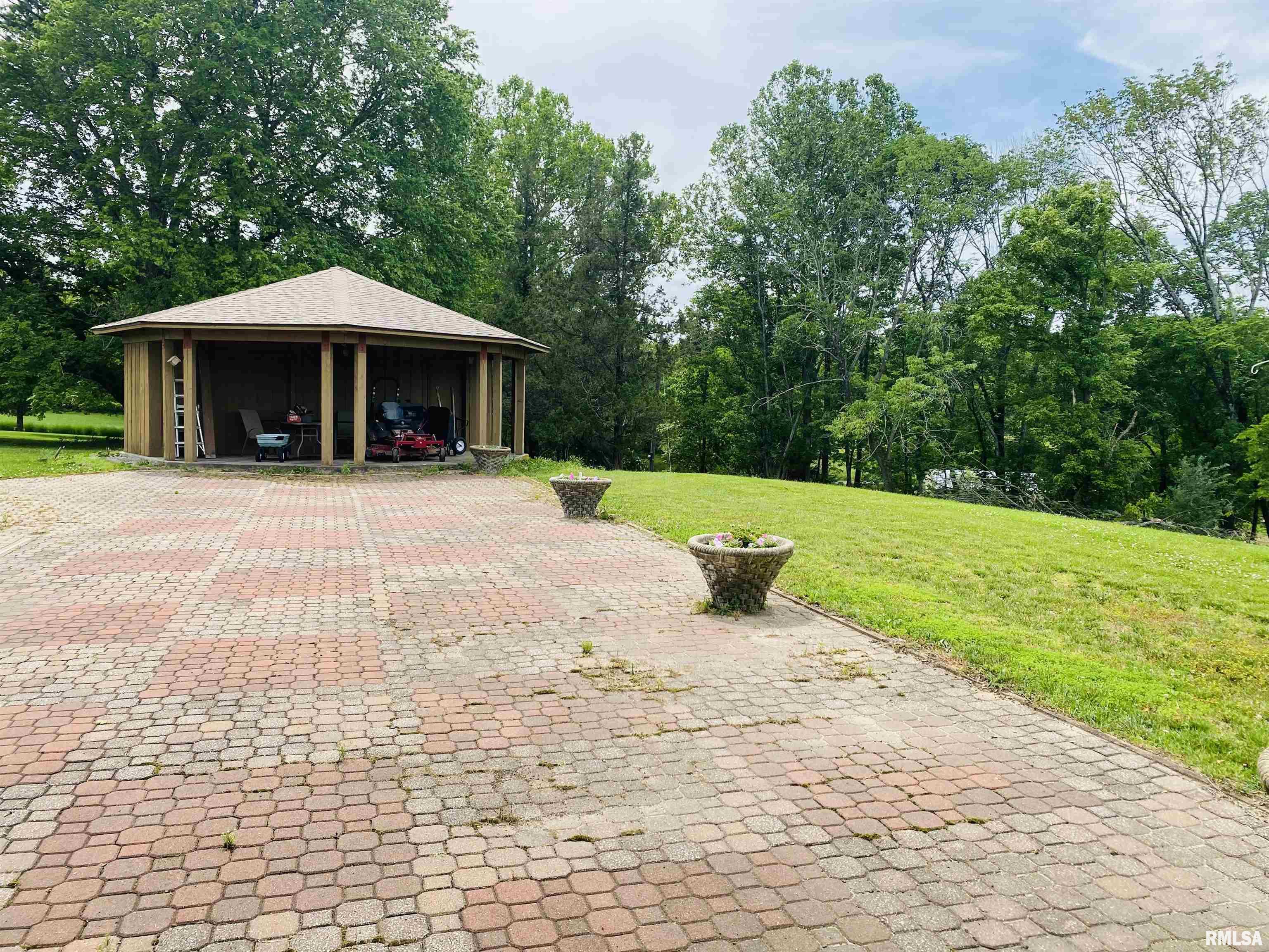 2875 Lick Creek Road Anna, IL 62906 - Photo 24 of 28 Gallery Image 24